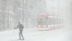 GTA residents urged to ‘stay home’ during storm, as snow accumulation could reach 60 cm