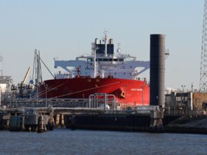 Venezuela’s interim president’s oil law reform to break with Chavez model