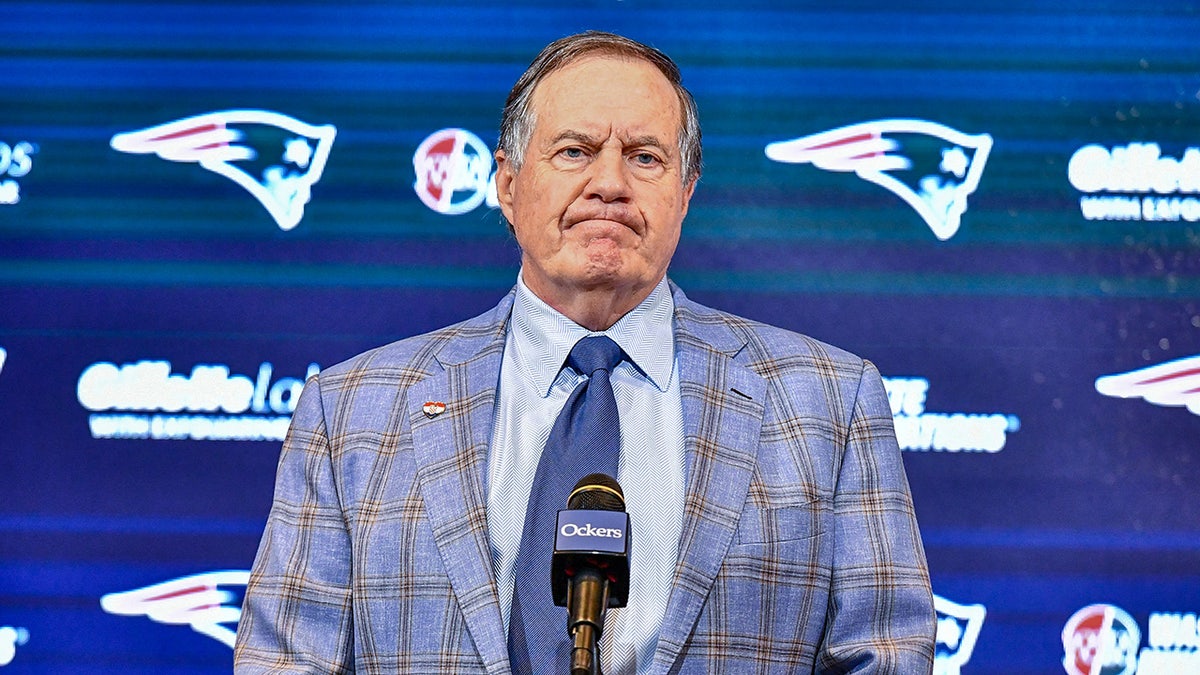 Bill Belichick at podium