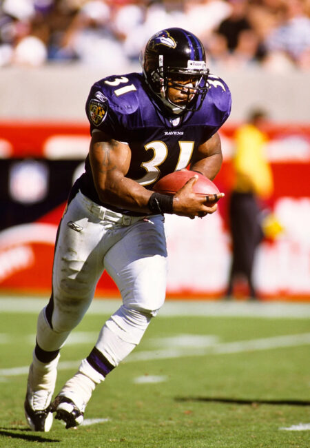 Former NFL running back and Atlanta native receives presidential pardon