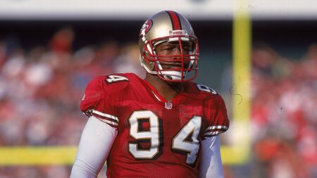 5-time Super Bowl champ discusses what it takes to win it all, Hall of Fame voting after Patriots snubs