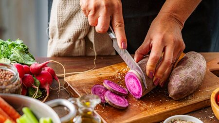 Best way for grocery shoppers to choose the healthiest potatoes of all