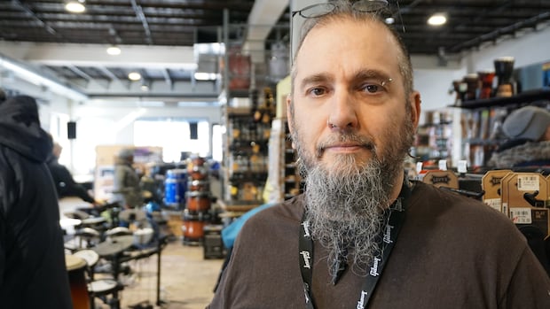 After 6 decades, Steve’s Music to close most locations in Ontario, Quebec