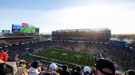 NFL fans’ 2025 bills come under focus as FCC probes the rise of sports streaming services