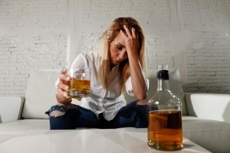 Dear Abby: My disabled friend is on the brink of homelessness while dealing with an alcoholic sister