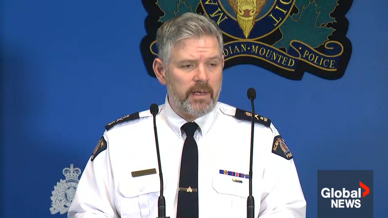 Click to play video: 'Tumbler Ridge shooting: 5 teens, teacher dead as RCMP identify shooter'