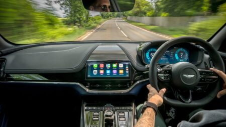 Apple May Be Adding Support for Conversational AI in CarPlay