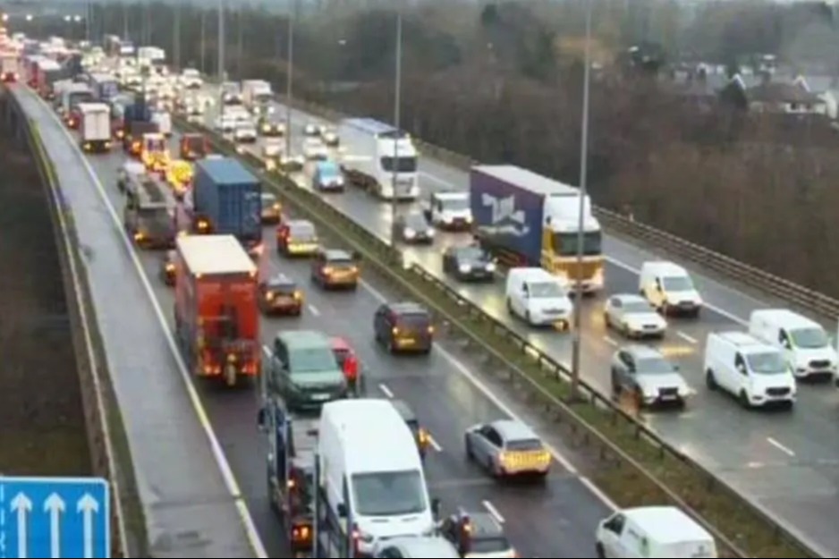 Major motorway chaos as drivers left stuck in 50 min queues after lorry fire