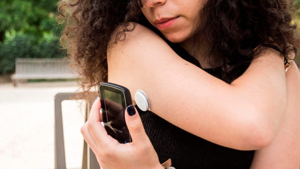 Expert-Approved Continuous Glucose Monitors to Track Your Glucose Daily