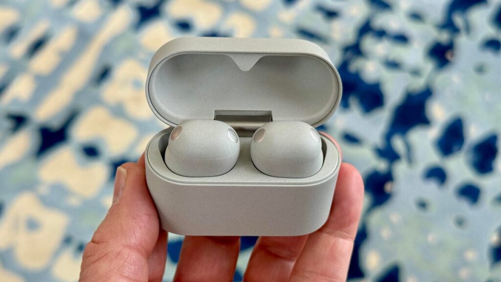 Sony WF-1000XM6 Earbuds Review: A Cut Above