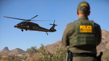 Man killed in Texas after Border Patrol checkpoint flight and shootout