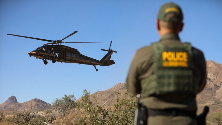Man killed in Texas after Border Patrol checkpoint flight and shootout
