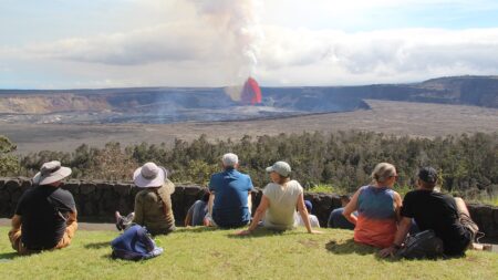 Tourist death at volcano park sparks warnings over ignored safety barriers