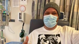 Start screening for colorectal cancers earlier, Canadian Cancer Society urges