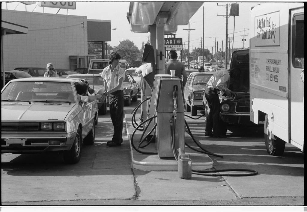 Cars lined up at a gas station in the U.S. waiting for fuel, on June 15, 1979.