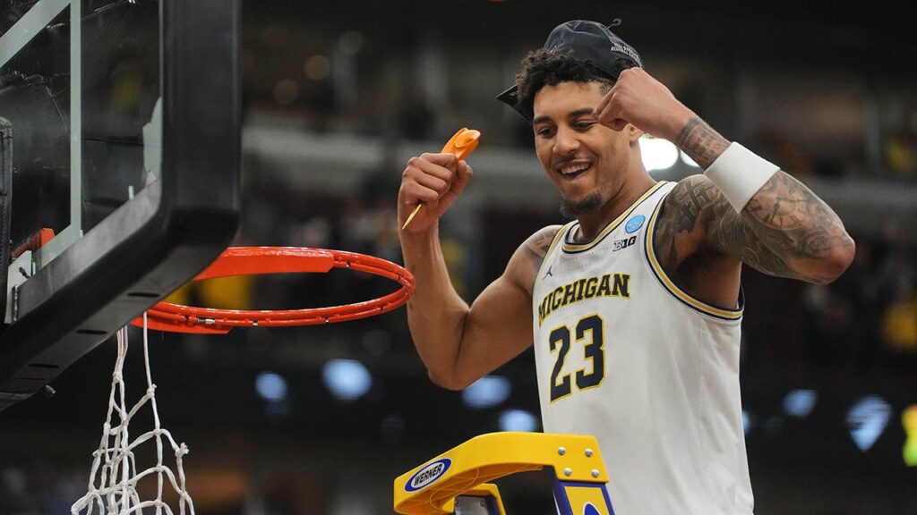 Michigan routs Tennessee to win regional final, enter NCAA men’s Final Four