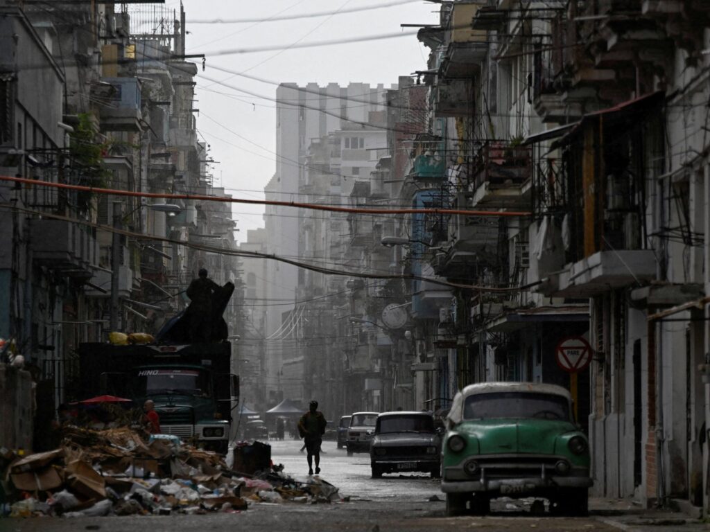 European groups join aid convoy to Cuba amid crippling oil blockade