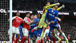 Premier League: 'Grappling has gone too far' – Carrick on set-piece debate