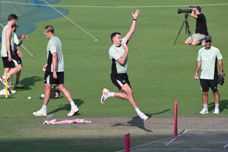 New Zealand's Jacob Duffy (C) attends a training session on the eve of their 2026 ICC Men's T20 Cricket World Cup semi - final match against South Africa at the Eden Gardens in Kolkata on March 3, 2026. (Photo by Arun SANKAR / AFP)