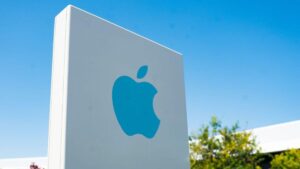 Apple Gave Us the Neo, Now It Might Be Planning a High-End MacBook Ultra