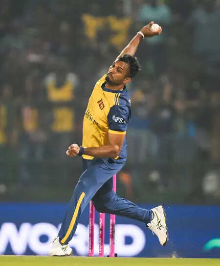 Another PSL exit, Dasun Shanaka set to replace Sam Curran in Rajasthan Royals for IPL 2026