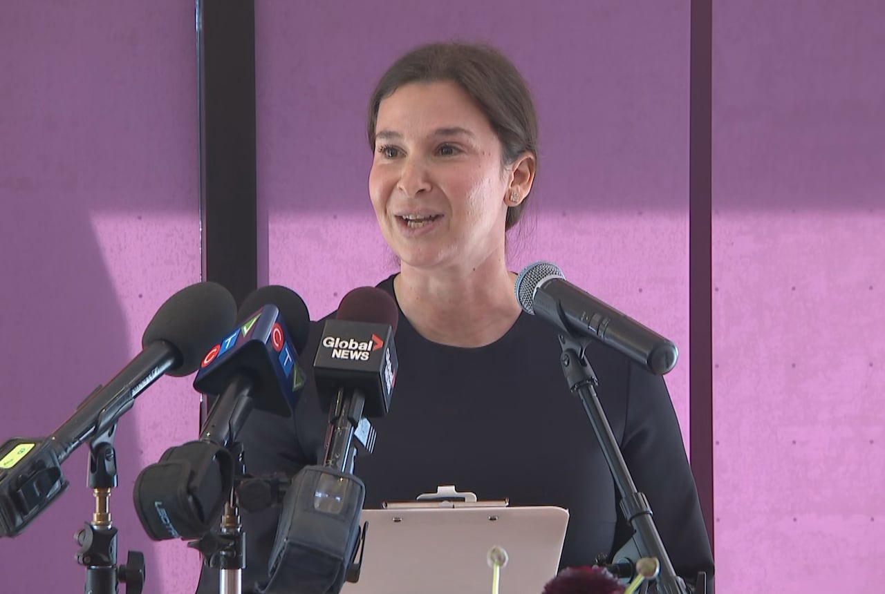 RAW ASK FOR ANGELA_frame_69934