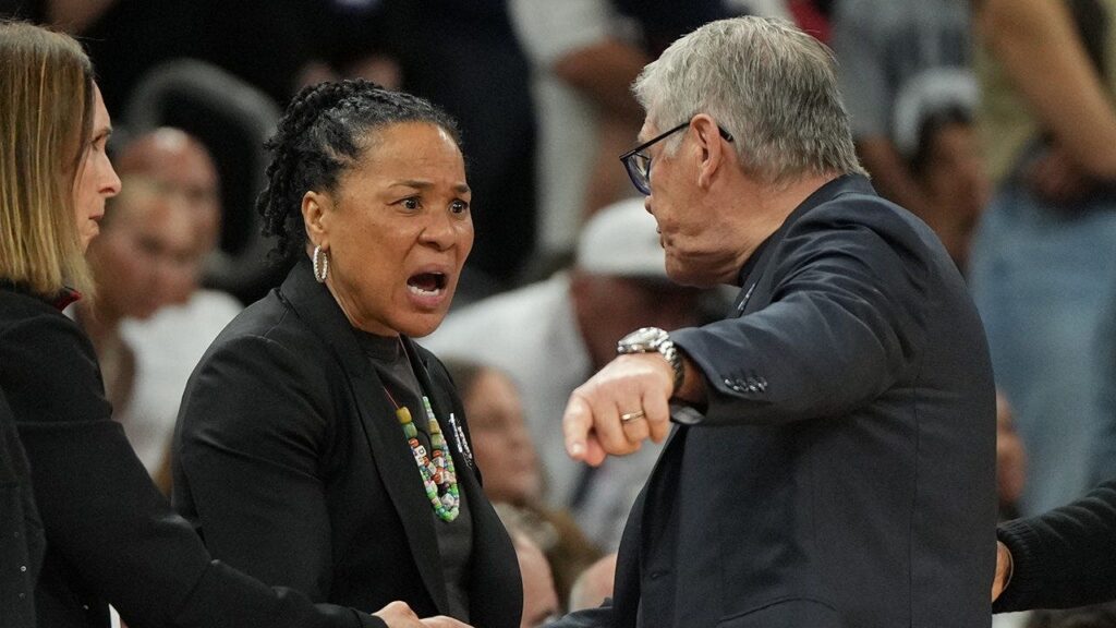 ESPN pundit rips UConn’s Geno Auriemma over heated incident with Dawn Staley