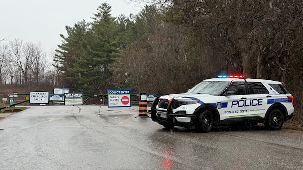 Man found dead after canoe capsized in closed Brampton Lake: Peel police