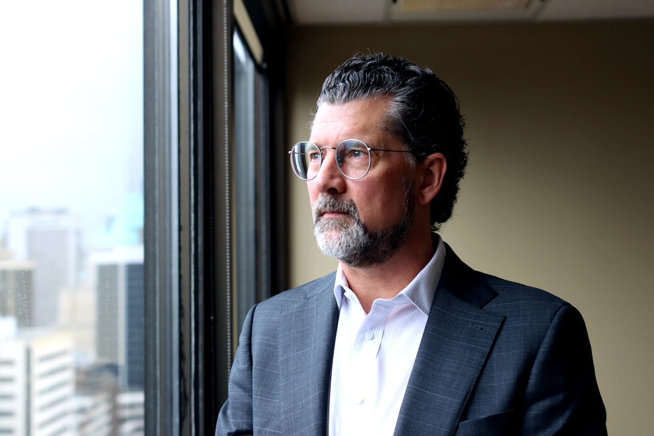 Harding says Surrey's current bylaw needs to be amended to make the office of the ethics commissioner more independent and transparent. 