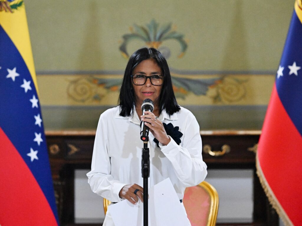 Delcy Rodriguez calls for a ‘Venezuela free of sanctions’ amid US detente