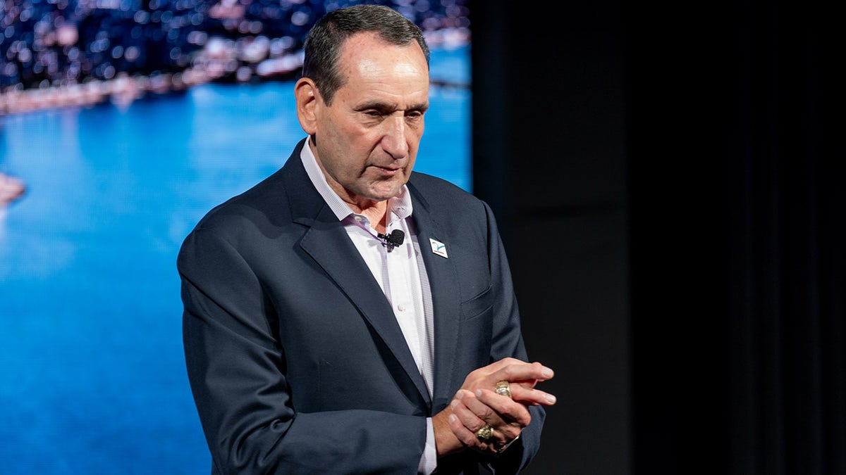 Mike Krzyzewski speaking at a Jimmy V Foundation event in Chicago