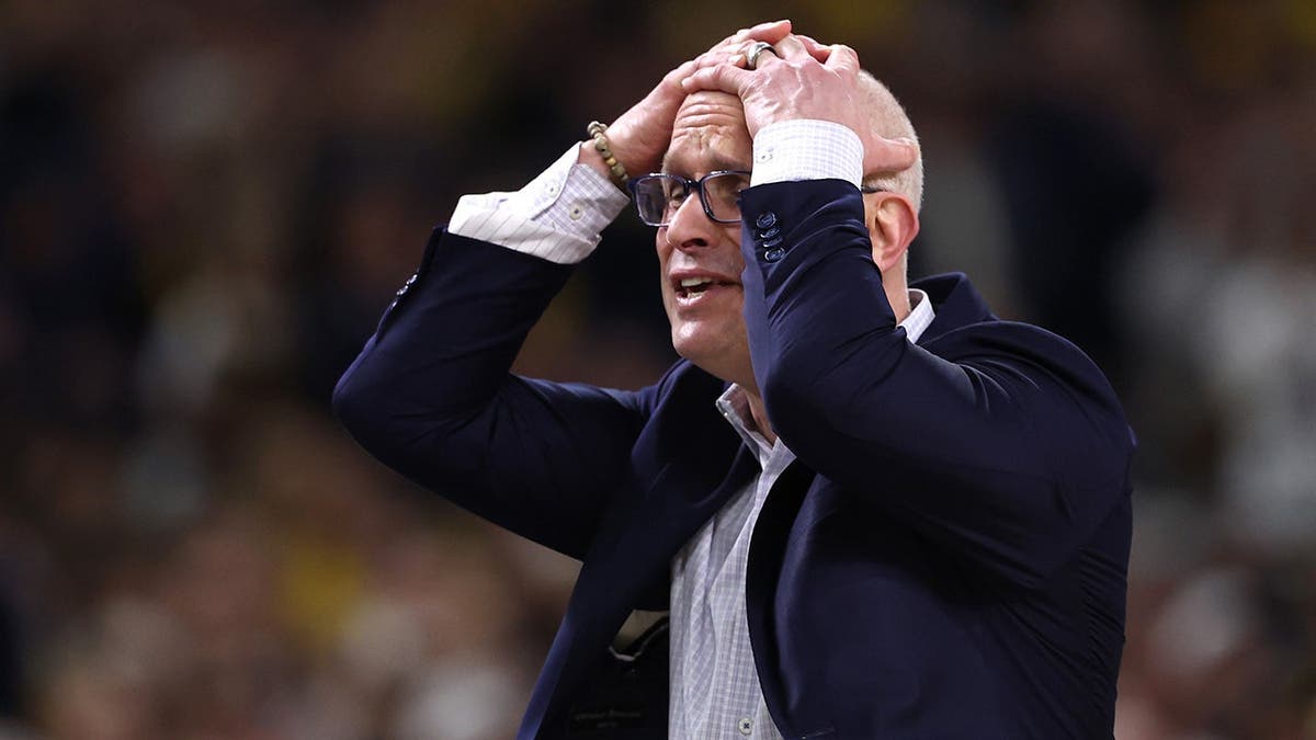 Head coach Dan Hurley reacting during NCAA basketball championship game at Lucas Oil Stadium