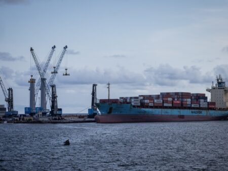 Suspected pirates steer cargo vessel towards Somalia