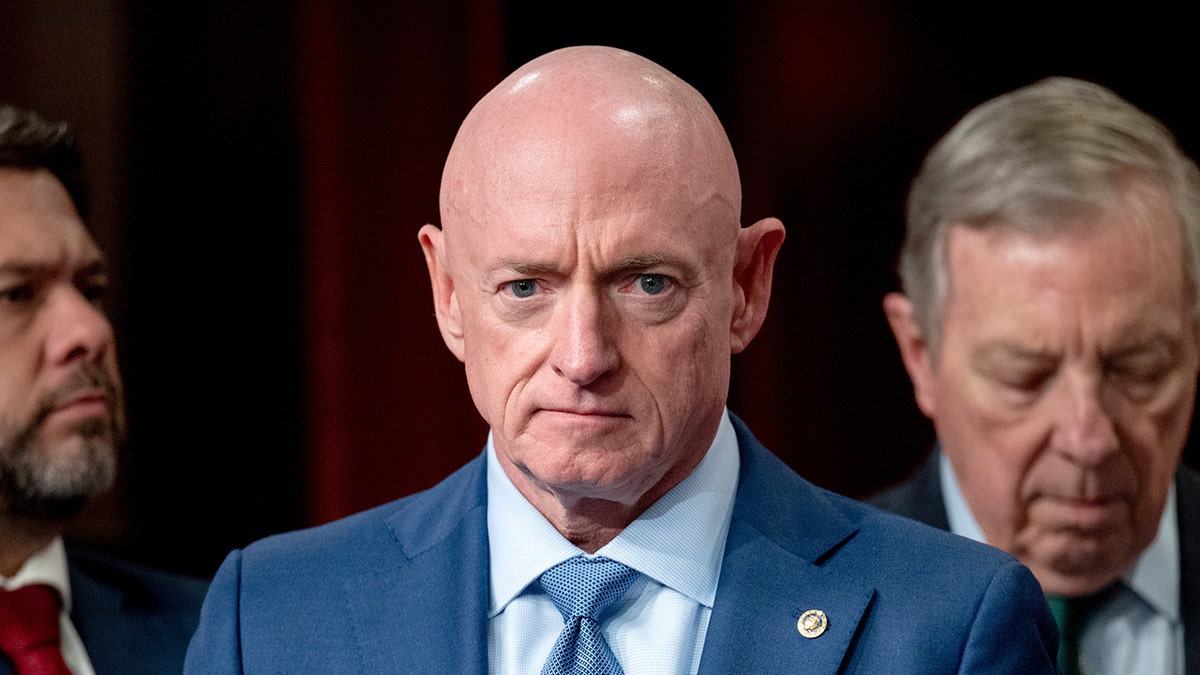 Sen. Mark Kelly