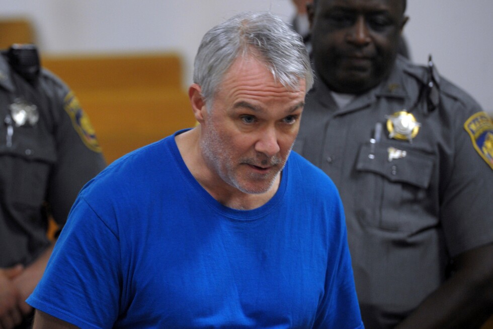 Report of girl killed in 1986 was placed in used body bag leads to mistrial