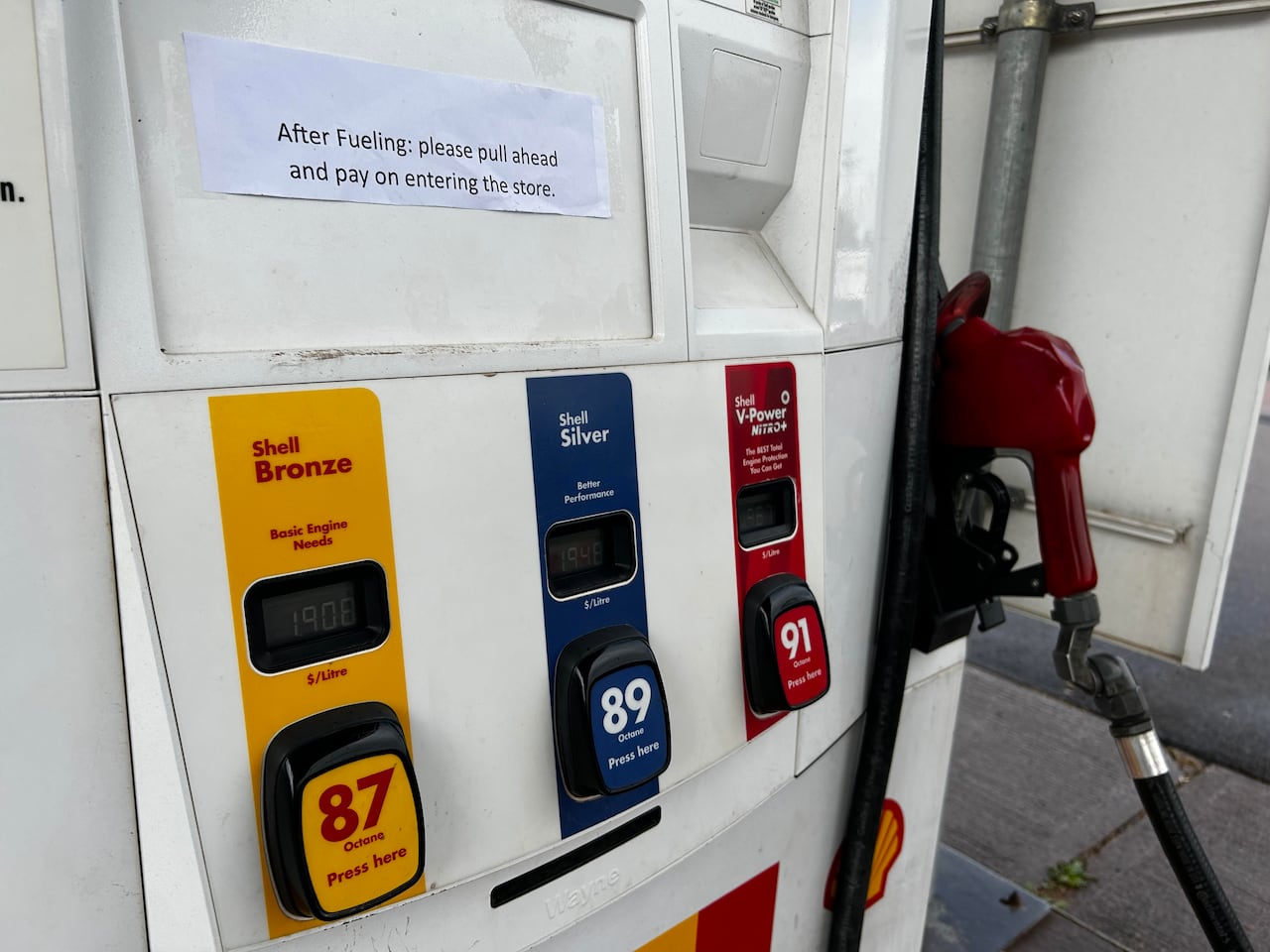 Gas pumps 