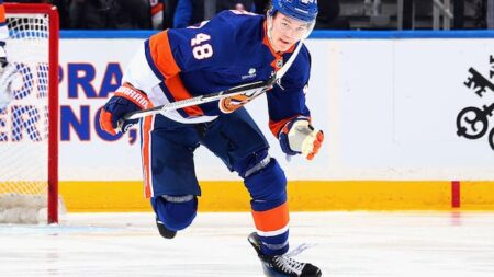 Islanders’ Matthew Schaefer first unanimous NHL rookie of the year recipient since 1993
