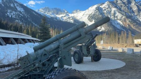 Canadian Armed Forces to put away the big guns, end avalanche management in Rogers Pass