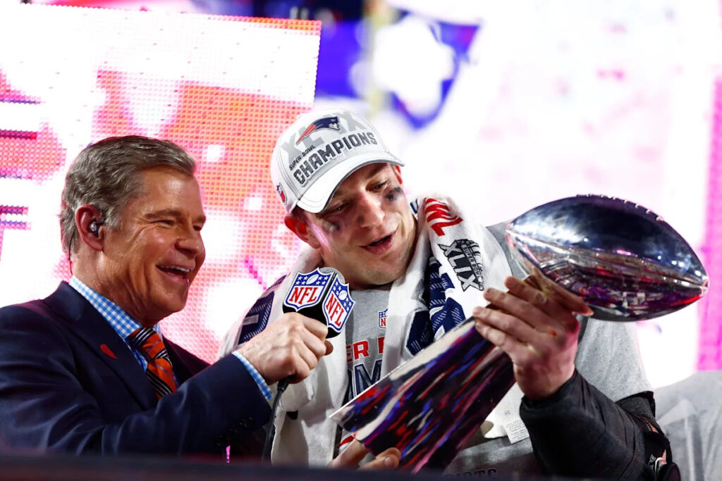 Super Bowl champ Gronkowski headlines Polish Hall of Fame Class in Troy