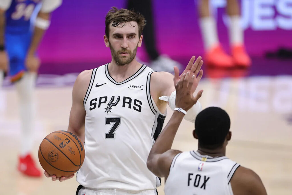 Luke Kornet wants to get Salesian Sisters to Game 5 after Game 4 blessing, win