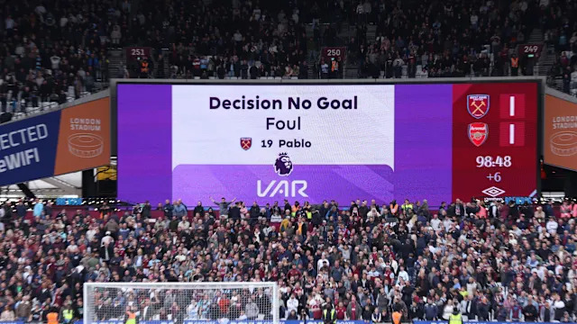 Big screen showing no goal