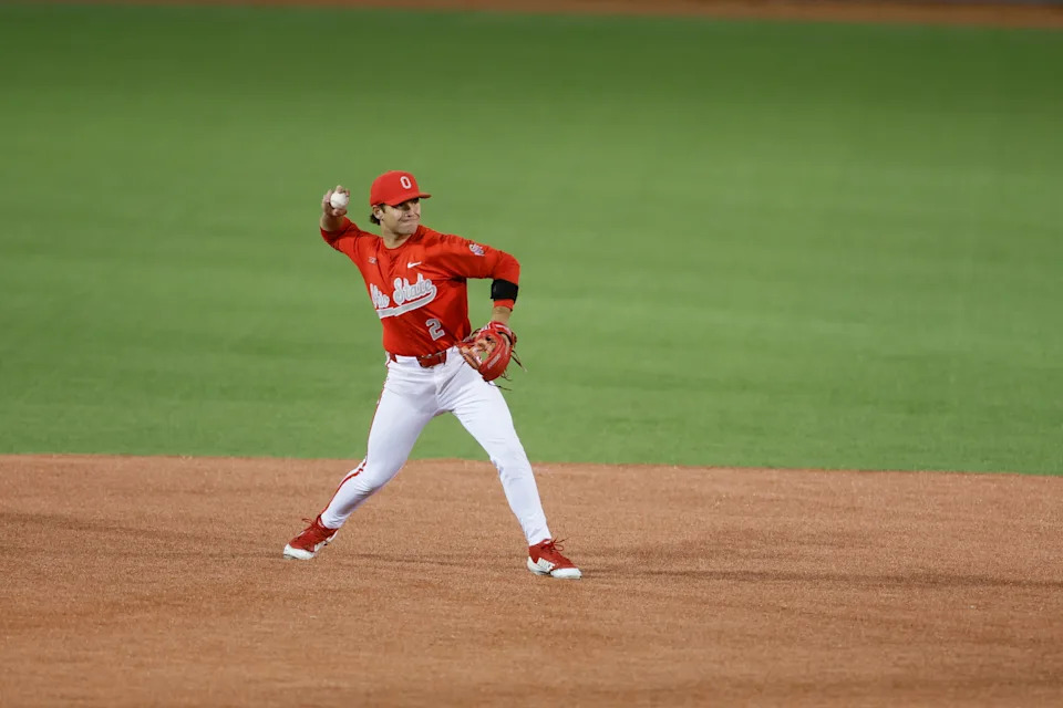 Ohio State baseball shortstop Henry Kaczmar making a play.