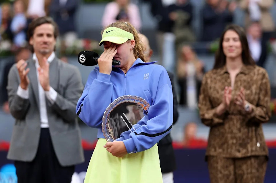 Andreeva was upset after the defeat (Getty)