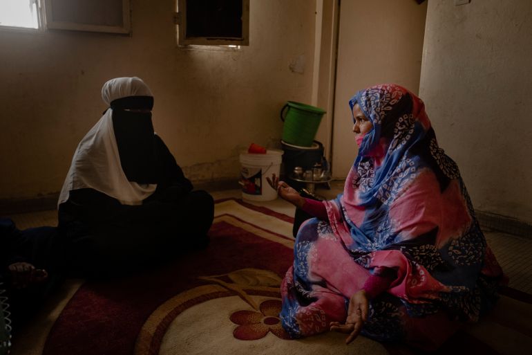 Mauritanian Mourshidat (female guides)