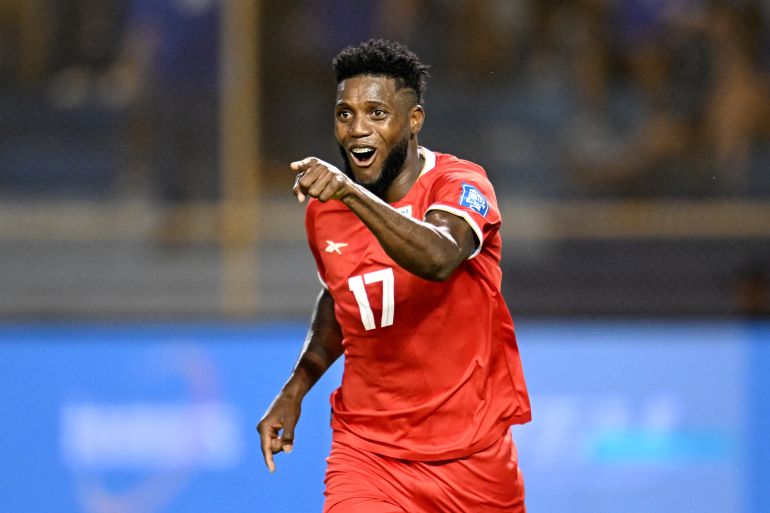Panama's forward #17 Jose Fajardo celebrates scoring his team's first goal during the 2026 FIFA World Cup Concacaf qualifier football match between El Salvador and Panama at the Cuscatlan Stadium in San Salvador on October 10, 2025. (Photo by Marvin RECINOS / AFP)
