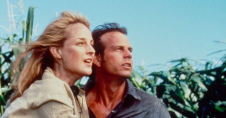 25 Things You Don’t Know About ‘Twister’: Flying Cows, Onset Injuries and Harsh Weather Conditions