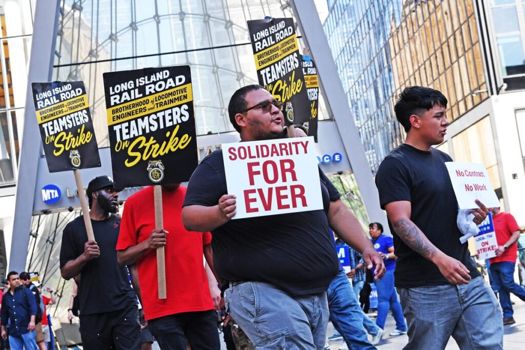 Top 5 LIRR earners make over $200K in overtime — with highest paid foreman raking in nearly $400K
