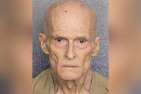 Elderly thong-wearing Florida man busted for exposing himself around apartment complex, claimed it was his ‘right to walk around naked’