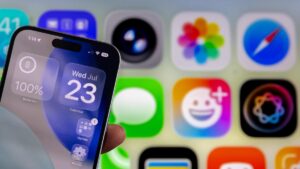 How to Change Liquid Glass Design Settings in iOS 26