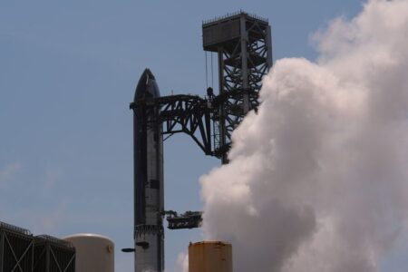 SpaceX reveals plans for what could be the biggest-ever sale of stock to the public